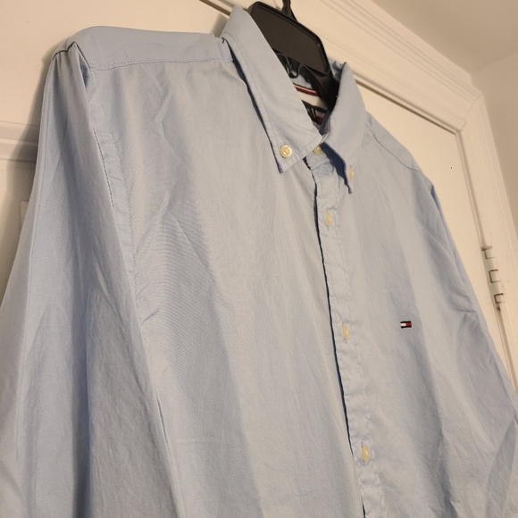 Tommy Hilfiger Flex Light Blue Button-Down Shirt Mens Size Medium - Picture 5 of 6